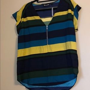 New York and Company Short Sleeve Top Medium